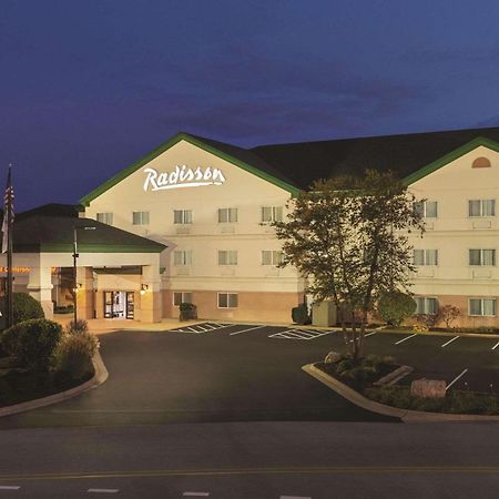 Radisson Hotel & Conference Center רוקפורד מראה חיצוני תמונה