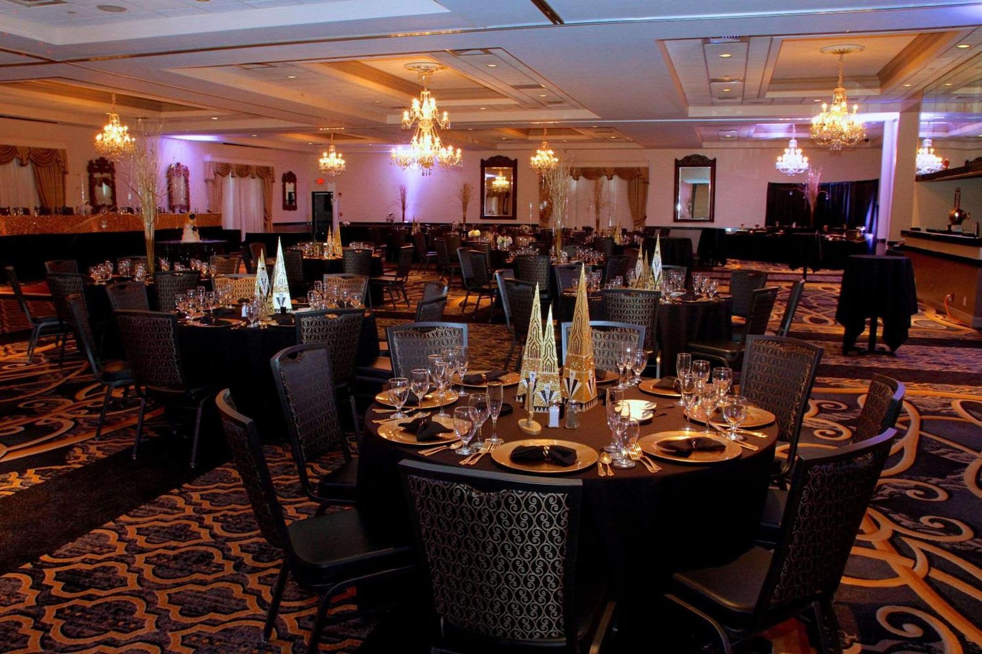 Radisson Hotel & Conference Center רוקפורד מראה חיצוני תמונה